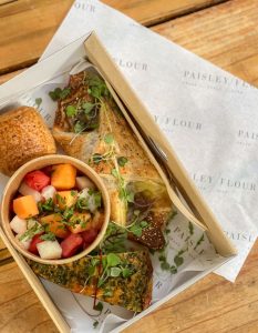 Comment Organiser un Petit-Déjeuner Romantique Inoubliable à Casablanca | Coffret Surpriize